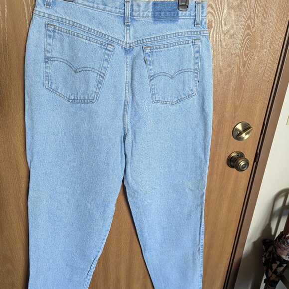 Levi's 900 Series Vintage Denim Jeans - Picture 2 of 9